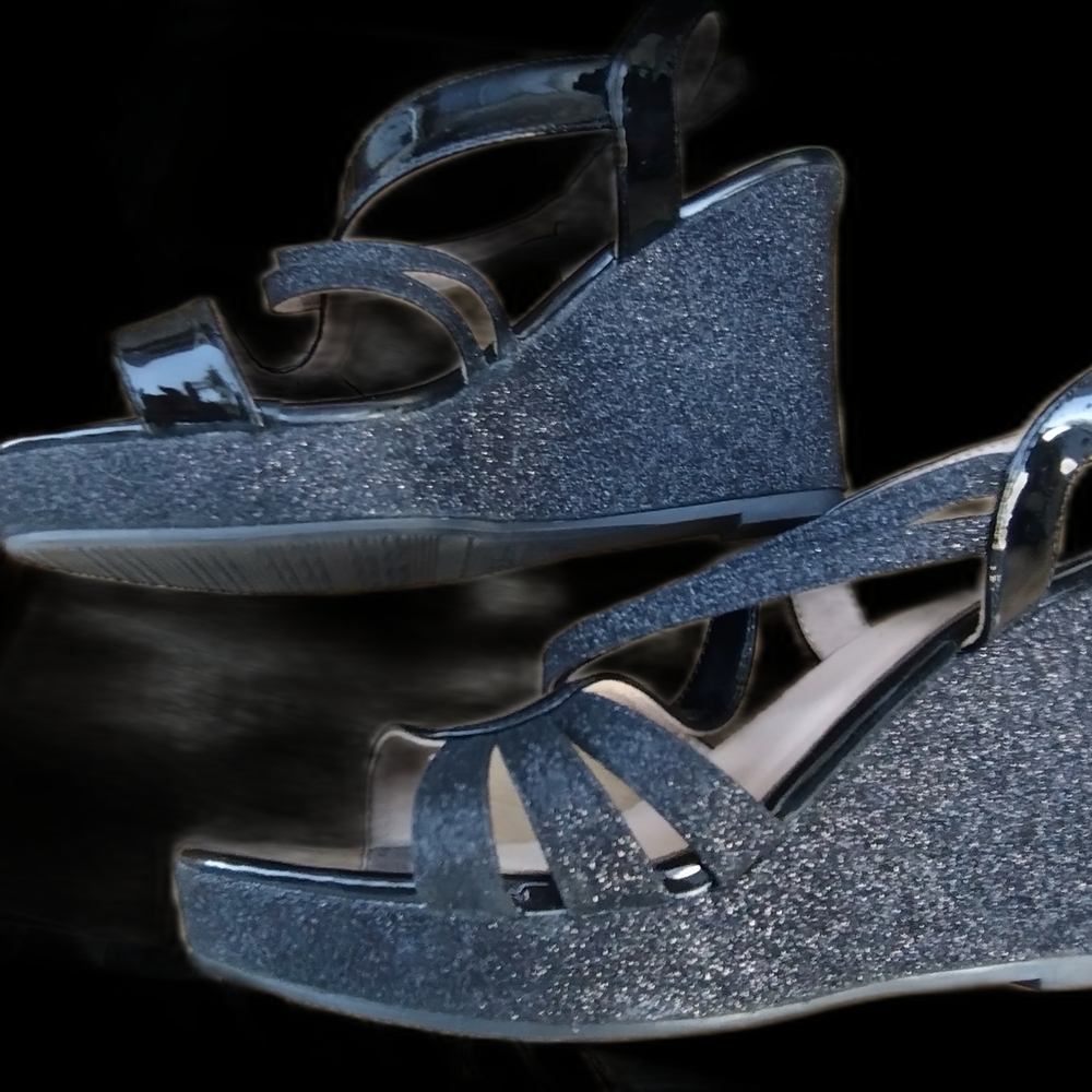 Sparkly Black Wedge Sandals Size 8 Never Worn